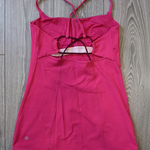Lululemon Dancing Warrior Tank in Magenta - Picture 2 of 5
